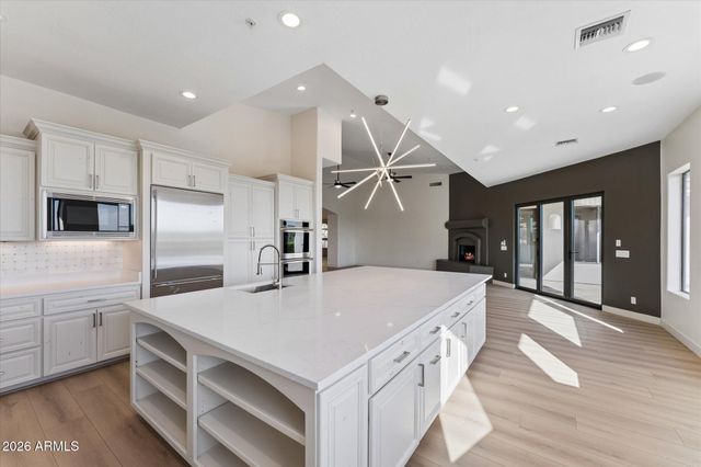 11965 E LARKSPUR Drive, Scottsdale, AZ 85259