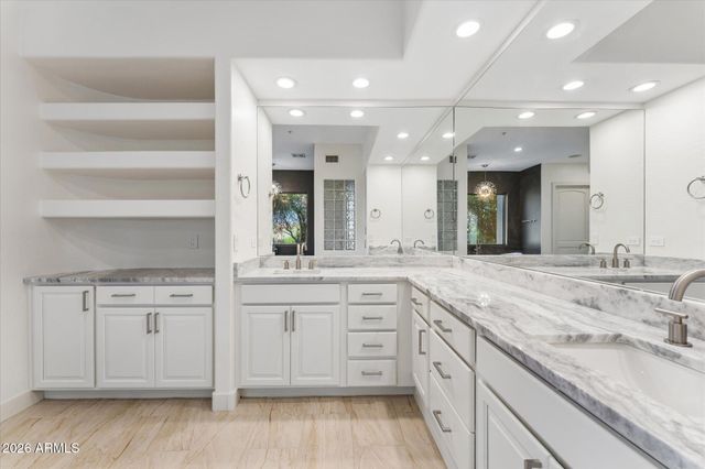 11965 E LARKSPUR Drive, Scottsdale, AZ 85259