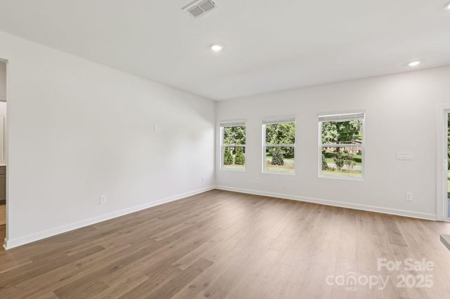 187 Murphy Meadow Road, Mocksville, NC 27028