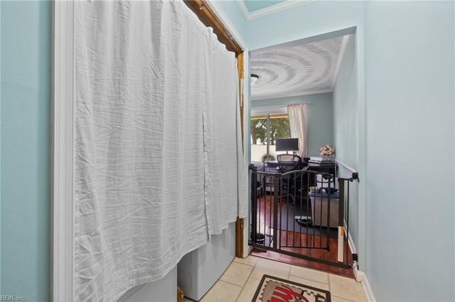 1048 Taylor RD, Virginia Beach, VA 23464