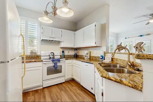 5002 MANGROVE ALLEY 104, Kissimmee, FL 34746