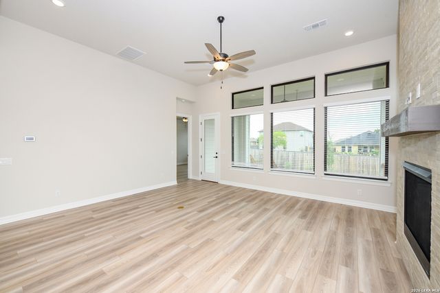 972 Nolte Bend, Seguin, TX 78155