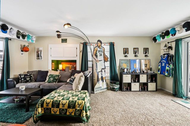 6414 96th AVENUE, Kenosha, WI 53142