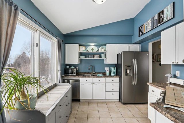 6414 96th AVENUE, Kenosha, WI 53142