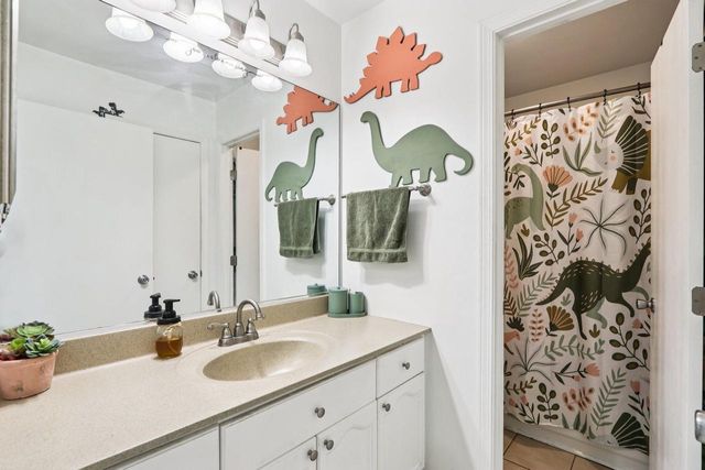 6414 96th AVENUE, Kenosha, WI 53142