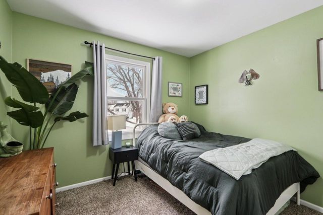 6414 96th AVENUE, Kenosha, WI 53142