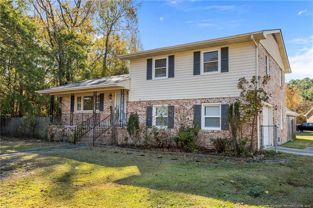 711 Goodyear Drive, Spring Lake, NC 28390