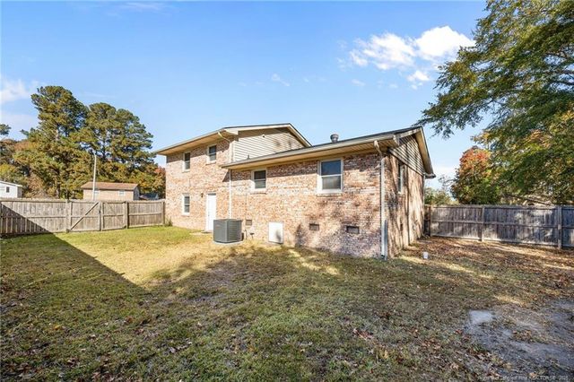 711 Goodyear Drive, Spring Lake, NC 28390