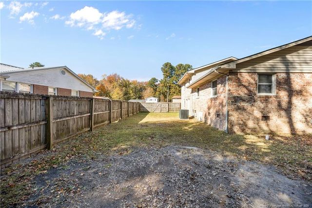 711 Goodyear Drive, Spring Lake, NC 28390