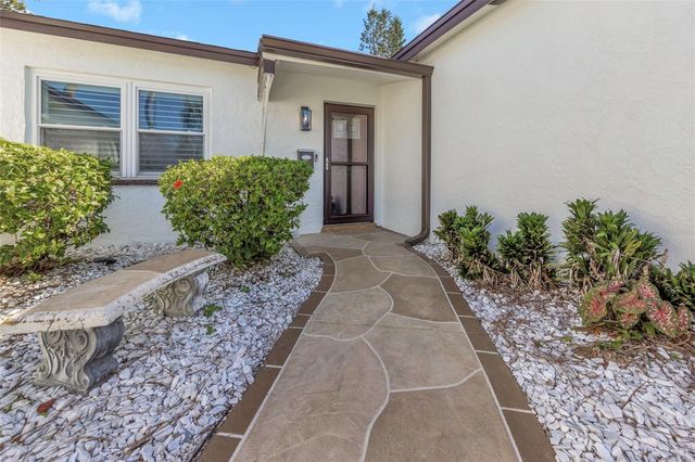 3887 50TH AVENUE S, St Petersburg, FL 33711