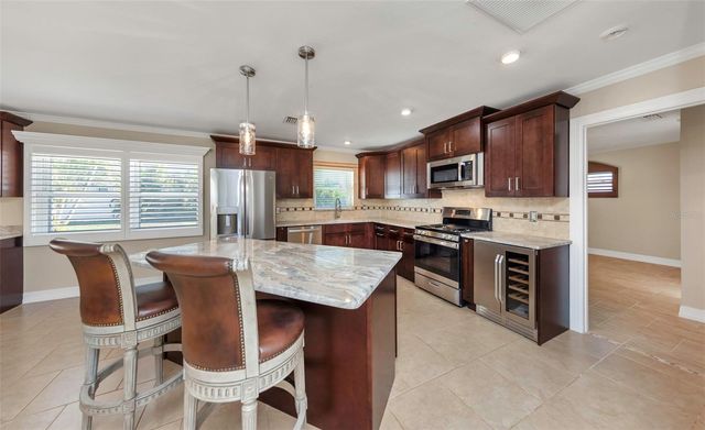 3887 50TH AVENUE S, St Petersburg, FL 33711