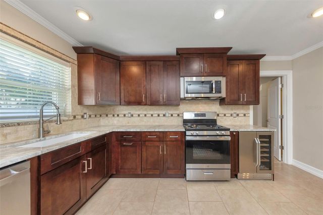 3887 50TH AVENUE S, St Petersburg, FL 33711