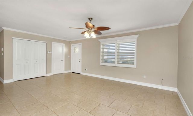 3887 50TH AVENUE S, St Petersburg, FL 33711