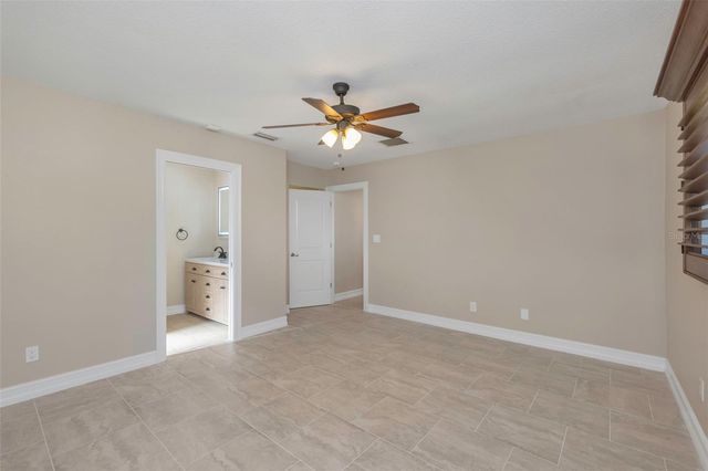 3887 50TH AVENUE S, St Petersburg, FL 33711