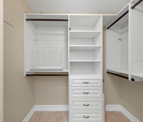 3887 50TH AVENUE S, St Petersburg, FL 33711