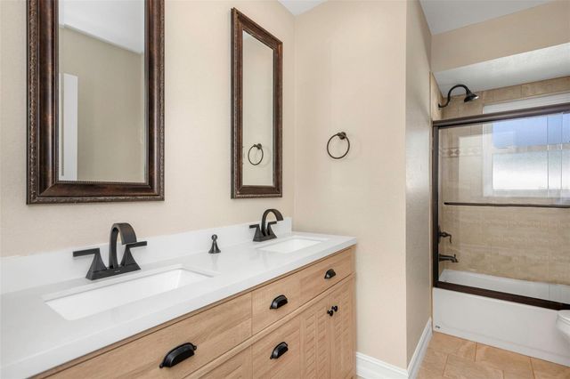 3887 50TH AVENUE S, St Petersburg, FL 33711