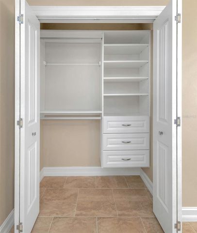 3887 50TH AVENUE S, St Petersburg, FL 33711