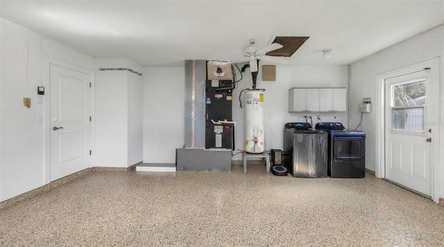 3887 50TH AVENUE S, St Petersburg, FL 33711