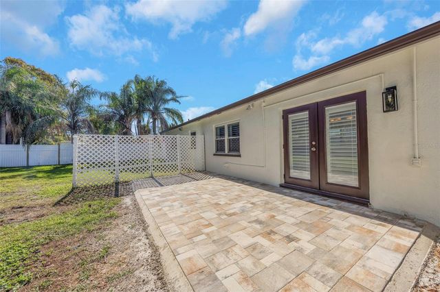 3887 50TH AVENUE S, St Petersburg, FL 33711