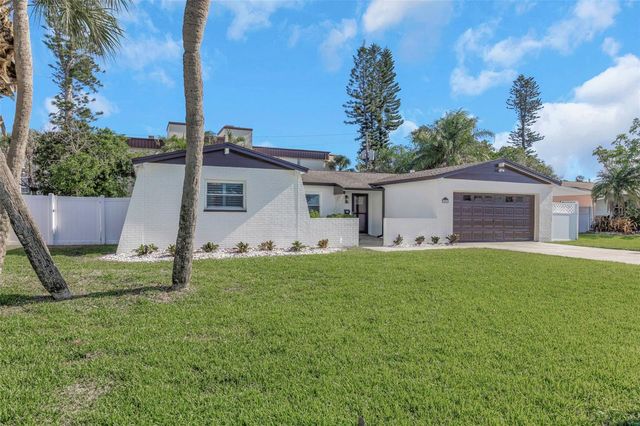 3887 50TH AVENUE S, St Petersburg, FL 33711