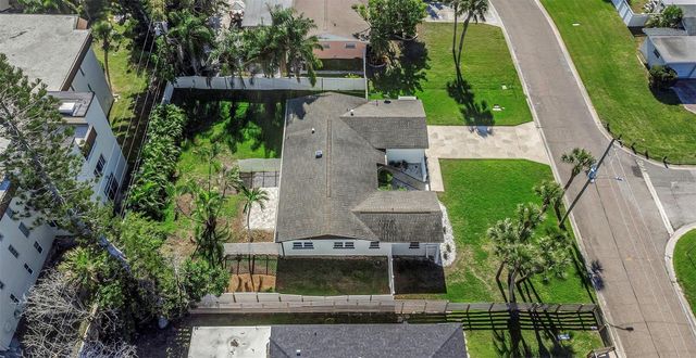 3887 50TH AVENUE S, St Petersburg, FL 33711