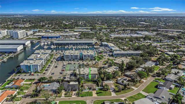 3887 50TH AVENUE S, St Petersburg, FL 33711