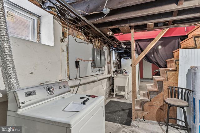 481 GERHARD ST, Philadelphia, PA 19128