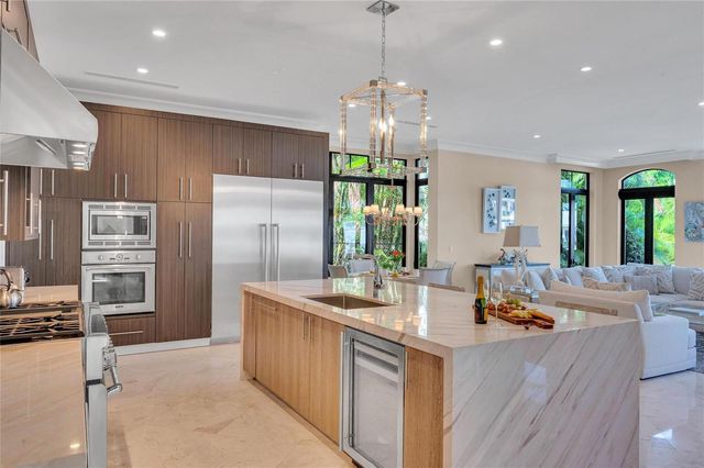 156 Fiesta Way, Fort Lauderdale, FL 33301