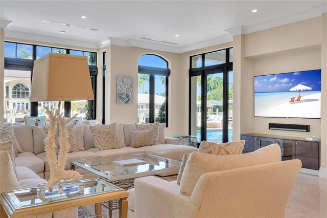 156 Fiesta Way, Fort Lauderdale, FL 33301