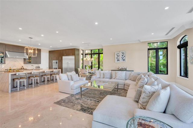 156 Fiesta Way, Fort Lauderdale, FL 33301
