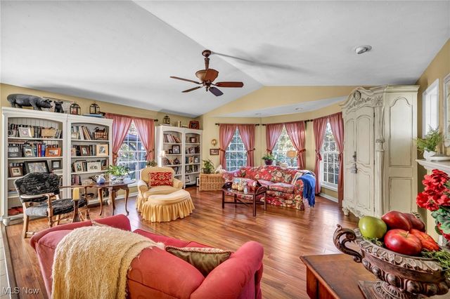 7292 Kenssington Drive, North Ridgeville, OH 44039