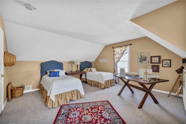 7292 Kenssington Drive, North Ridgeville, OH 44039