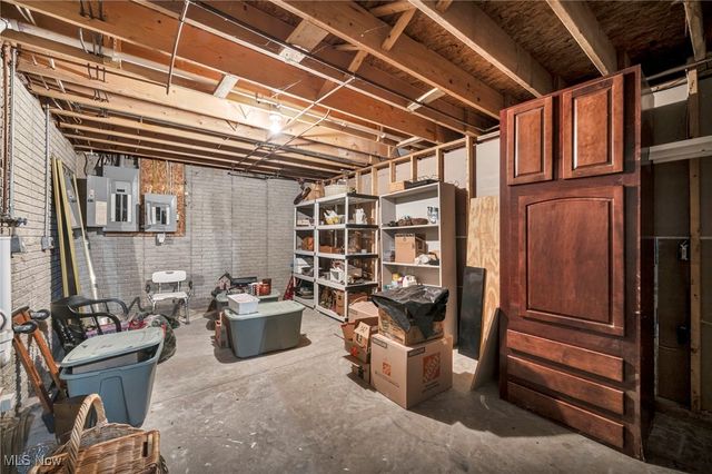 7292 Kenssington Drive, North Ridgeville, OH 44039