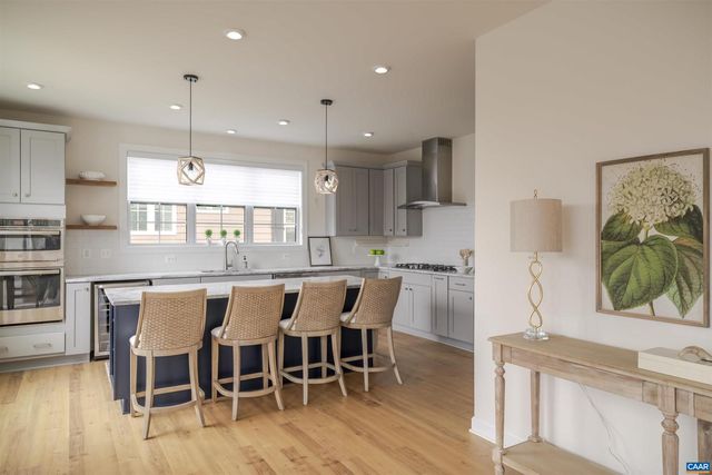 324 BISHOPGATE LN, Crozet, VA 22932