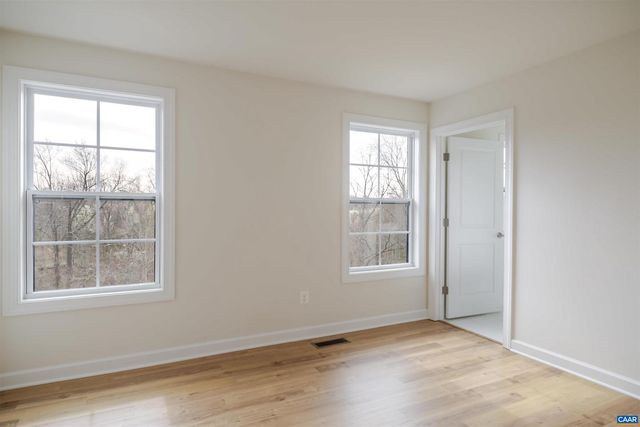 324 BISHOPGATE LN, Crozet, VA 22932