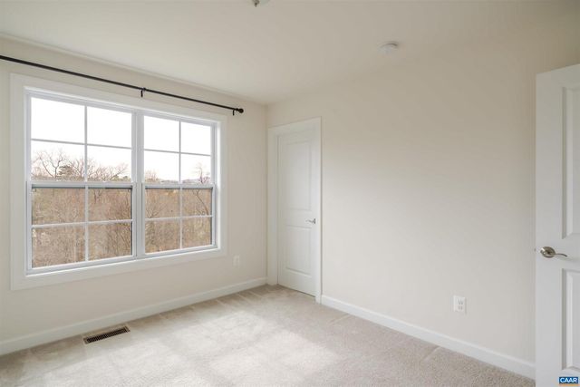 324 BISHOPGATE LN, Crozet, VA 22932