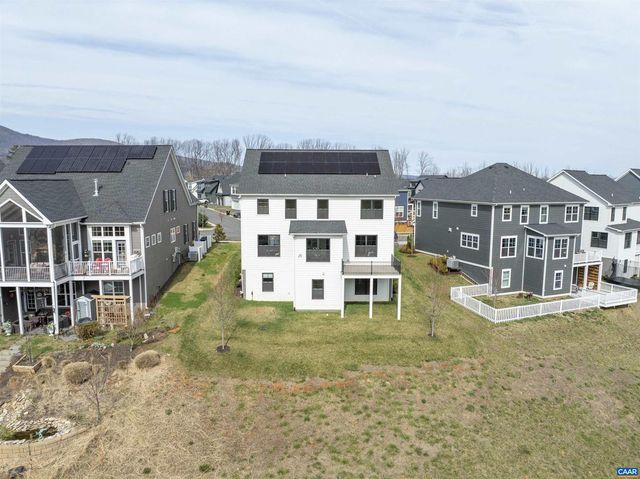 324 BISHOPGATE LN, Crozet, VA 22932