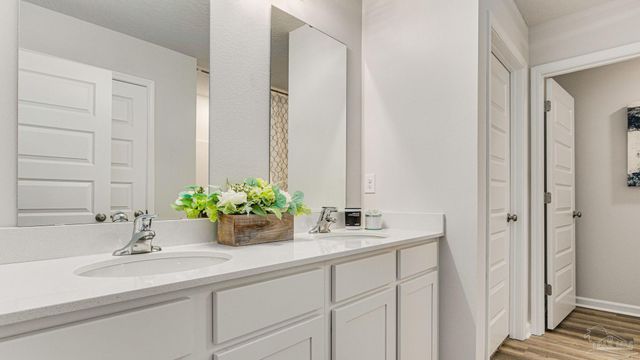 8672 Ephesus Way, Milton, FL 32583