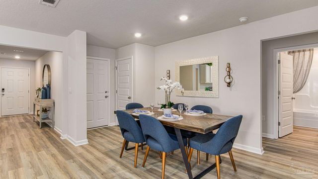 8672 Ephesus Way, Milton, FL 32583