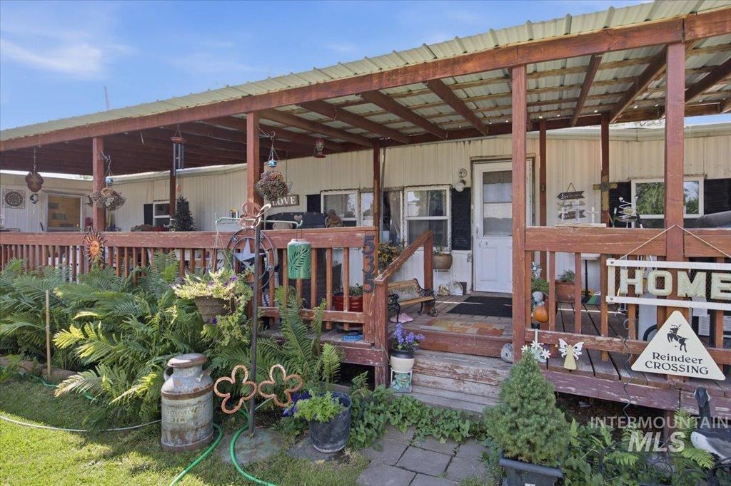535 5th Ave W, Gooding, ID 83330 photo 1