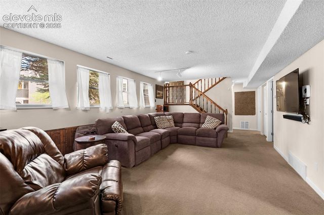6145 Castlewood Lane, Colorado Springs, CO 80918