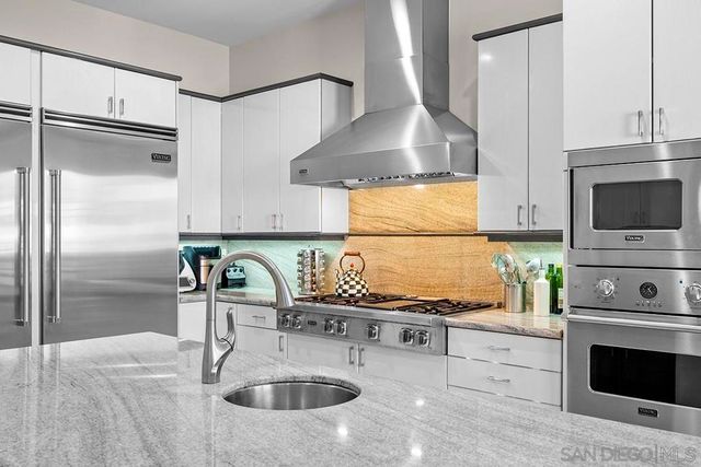 1107 Majestad Ln, Chula Vista, CA 91910