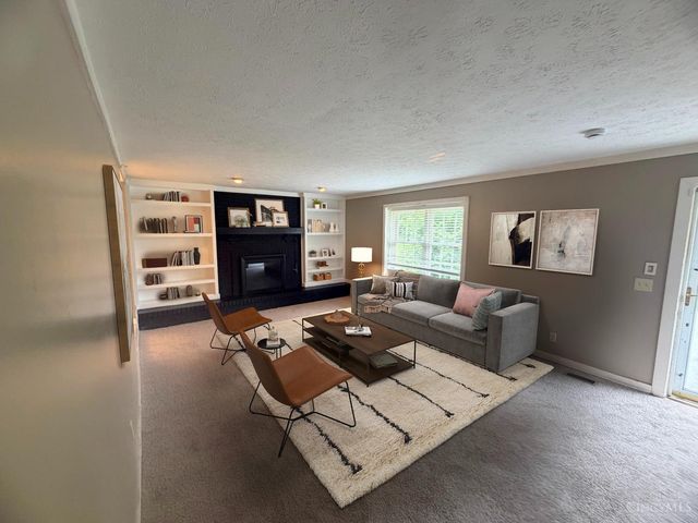 876 Maple Ridge Court, Fairfield, OH 45014