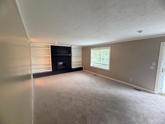 876 Maple Ridge Court, Fairfield, OH 45014
