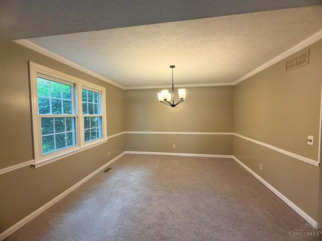 876 Maple Ridge Court, Fairfield, OH 45014