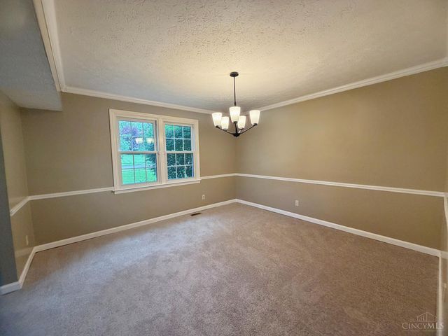 876 Maple Ridge Court, Fairfield, OH 45014