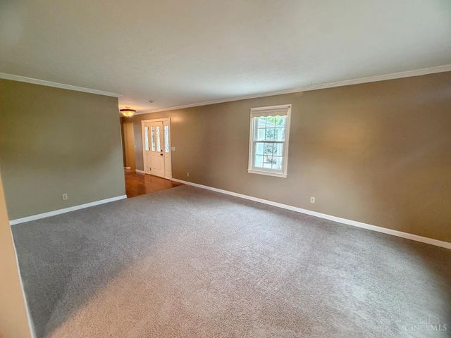 876 Maple Ridge Court, Fairfield, OH 45014