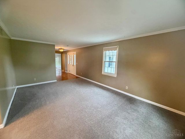 876 Maple Ridge Court, Fairfield, OH 45014