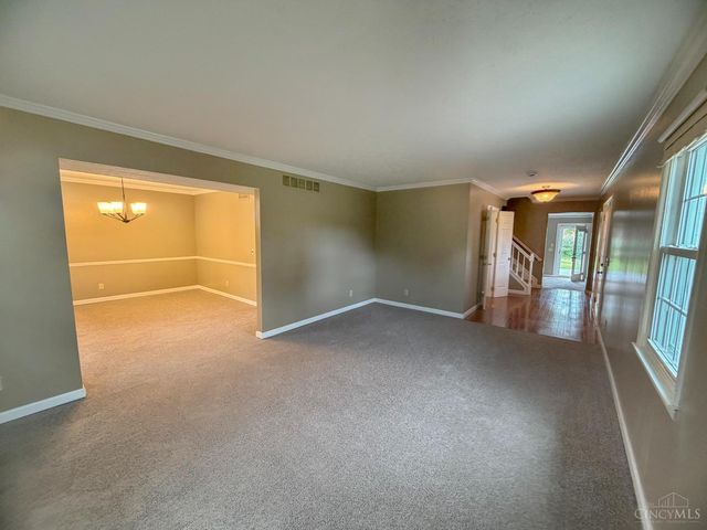 876 Maple Ridge Court, Fairfield, OH 45014