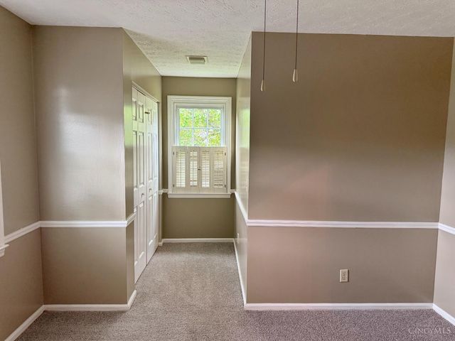 876 Maple Ridge Court, Fairfield, OH 45014